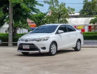 2016 Toyota VIOS 1.5 E รถเก๋ง 4 ประตู 