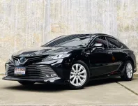 2019 Toyota CAMRY 2.5 HV Premium รถเก๋ง 4 ประตู ดาวน์ 0% รถบ้านมือเดียว ไมล์น้อย 