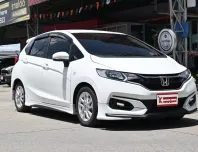 Honda Jazz 1.5 V+ i-VTEC 2022 รถบ้านมือเดียวใช้งานน้อยไมล์เพียง 1 หมื่นกว่าโลตัวท๊อปสุดชุดแต่งรอบคัน