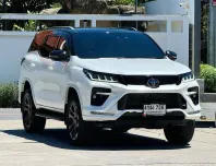 2023 Toyota Fortuner 2.8 GR Sport 4WD SUV ออกรถฟรี