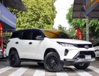 Fortuner 2.4 Legender 4WD Blacktop ปี2021จด2022 ใหม่จัด ประวัติครบ ไม่เคยทำสีตั้งแต่ป้ายแดง 