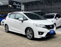 2015 Honda JAZZ 1.5 SV+ i-VTEC รุ่นTOPสุด ชุดแต่งสเกิร์ตรอบคัน