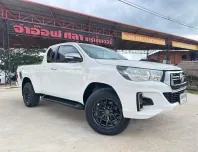 2016 Toyota Hilux Revo 2.4 E Prerunner MT รถกระบะ 