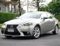 Lexus IS300h Luxury 2013