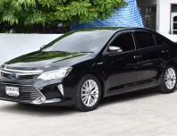 Toyota Camry 2.5 Hybird Premium ปี 2017 เคลมแบตแล้ว ไม่มีอุบัติเหตุ ตรวจสอบได้ ไมล์แท้ เช็คศูนย์