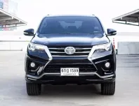 รถครอบครัว Toyota Fortuner 2.8 TRD Sportivo ขับ4 2017 รถบ้านแท้ ผ่อนสบายสูงสุด 84 งวด