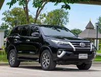 2016 Toyota Fortuner 2.8 V 4WD SUV รถบ้านแท้