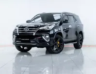 2A542  Toyota Fortuner 2.8 V SUV 2018