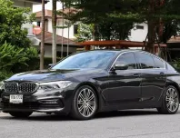 2019 BMW 530e 2.0 Luxury รถเก๋ง 4 ประตู รถสวย ไมล์น้อย มือเดียวป้ายแดง 