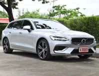 Volvo V60 2.0 Recharge T8 Inscription 4WD 2020 รถบ้านมือเดียว ไมล์เพียง 3 หมื่นกว่าโล ยังมีวารันตี