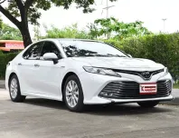 Toyota Camry 2.5 Hybrid Premium 2019 รถบ้านมือเดียวตัวท๊อปสุดแบตไฮบริดรับประกัน 10 ปีไม่จำกัดระยะทาง