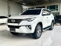 2019 Toyota Fortuner 2.4 V SUV รถบ้านมือเดียว ไมล์ 8 หมื่น