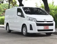 Toyota Hiace 2.8 ECO 2020 รถตู้เตี้ยโฉมล่าสุดรถมือเดียวใช้งานไม่โทรม เช็คศูนย์ทุกระยะ