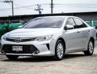 2016 Toyota CAMRY 2.0 G รถเก๋ง 4 ประตู ออกรถง่ายไม่จุกจิก เครดิตดีจบ 0 บาท