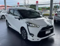 2018 Toyota Sienta 1.5 V ออกรถง่าย