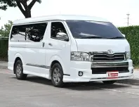 Toyota Ventury 3.0 V 2018 รถตู้ใช้งานในครอบครัวตัวท๊อปสุดชุดแต่งศูนย์รอบคัน ประตูสไลต์ไฟฟ้า 2 ฝั่ง