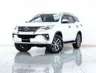 2A568 Toyota Fortuner 2.4 V SUV 2018 