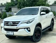 2016 Toyota Fortuner 2.4 V SUV ฟรีดาวน์  รถบ้านมือเดียว ไมล์น้อย 