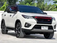 2019 Toyota Fortuner 2.8 TRD Sportivo SUV รถบ้านแท้