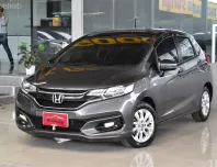 Honda JAZZ 1.5 V i-VTEC ปี 2019 สวยสภาพป้ายแดง วิ่งน้อยมากเข้าศูนย์ตลอด รถบ้านมือเดียว ออกรถ 0 บาท