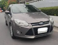 2012 Ford FOCUS 2.0 Sport รถเก๋ง 4 ประตู 