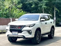 ขายรถ Toyota Fortuner 2.8 V  4WD ปี2017 SUV 