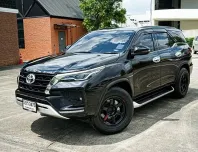 2021 TOYOTA FORTUNER 2.4 V 4WD 