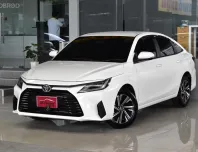 Toyota Yaris Ativ 1.2 Smart ปี 2023 ไมล์แค่ 5,***โล!! เข้าศูนย์ตลอด รถบ้านมือเดียว สวยสภาพป้ายแดง