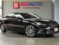 2019 Lexus ES300h 2.5 Luxury Sedan AT รับประกันแบตเตอรี่ Hybrid จาก Lexus 10ปี ไม่จำกัดระยะทาง B3982