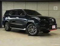 2021 Toyota Fortuner 2.4 V SUV AT ชุดแต่งรอบคัน ไมล์แท้ 3หมื่น Warranty 5ปี 150,000KM B7797