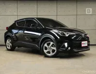 2019 Toyota C-HR 1.8 Mid SUV AT ไมล์แท้ 4 หมื่น รุ่น TOP สุด รถมือเเรกจากป้ายเเดง B5684