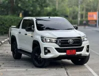 Toyota Hilux Revo 2.4 Prerunner Rocco รถมือเดียว หลังคาดำ สภาพสวยใหม่พร้อมขับ  