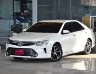 Toyota CAMRY 2.0 G Extremo ปี 2017 ไมล์แท้ 8*,*** โล รถบ้านแท้ๆ ไม่เคยติดแก๊สแน่นอน ออกรถ0บาท