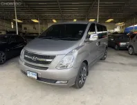 Hyundai H-1 2.5D Deluxe Maesto ปี 2010 สีเทา