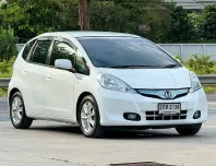 2013 Honda JAZZ 1.3 Hybrid รถเก๋ง 5 ประตู 