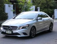 2016 Mercedes-Benz CLA200 1.6 Urban รถเก๋ง 4 ประตู 