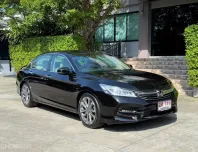 2018 HONDA ACCORD 2.0EL รถมือเดียว ออกป้ายแดง รถวิ่งน้อย รถเข้าศูนย์ทุกระยะ รถไม่เคยมีอุบัติเหตุครับ