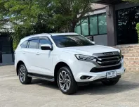 2022 ISUZU MUX 3.0 ULTIMATE รถมือเดียว สภาพป้ายแดง วิ่งน้อยเพียง 35,000 กม รถไม่เคยมีอุบัติเหตุครับ