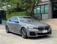 2022 BMW 520D MSPORT LCI รถมือเดียวออกป้ายแดง รถวิ่งน้อย ประวัติศูนย์ครบ ไม่เคยมีอุบัติเหตุครับ