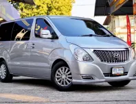 Hyundai H1 2.5 Maesto Touring ปี 2017จด2018 ไมล์ 9 หมื่นแท้ๆๆ สวยจัดๆๆ ไม่เคยเฉี่ยวชน