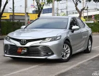Toyota Camry 2.0 G 2018 รถบ้านมือเดียวใช้งานน้อยไมล์น้อย 7 หมื่นกว่าโล ออปชั่นแน่นๆ ฟรีดาวน์ได้