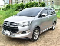 Toyota Innova 2.0 E เกียร์ธรรมดา ปี 2017 ผ่อนเริ่มต้น 8,*** บาท