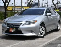 Lexus ES300h 2.5 Luxury 2014 รถบ้านมือเดียวออกศูนย์ใช้งานน้อย เจ้าของเดิมดูแลดีเช็คศุนย์ทุกระยะ