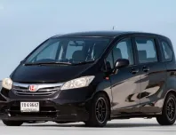 2013 Honda Freed 1.5 SE รถ MPV รถสวย