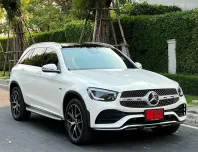 2021 Mercedes-Benz GLC-Class 2.0 GLC300e SUV รถบ้านแท้ ไมล์น้อย มือเดียวป้ายแดง 