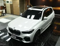 2019 BMW X5 30d M SPORT หลังคาแก้ว G05