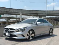 ขาย รถมือสอง 2019 Mercedes-Benz CLA-Class 1.6 CLA200 รถเก๋ง 4 ประตู 