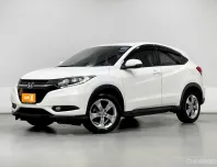 HONDA HR-V 1.8 E ปี 2015 -ผ่อนเริ่มต้น 6,***