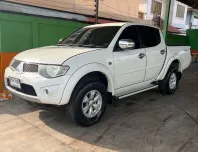 Mitsubishi  Triton Plus 2.5 VG  turbo 4 ประตูเกียร์ออโต้  รถสวยมากก สภาพ1ใน100แน่นอน