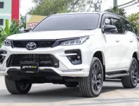 2021 Toyota Fortuner 2.8 GR 4WD รถสวยสภาพพร้อมใช้งาน สภาพใหม่กริป